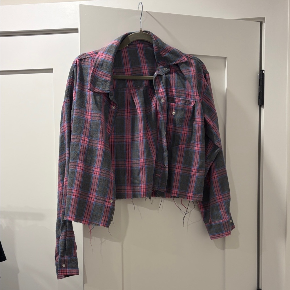 Cropped Plaid Button-Up Shirt - Pink & Gray